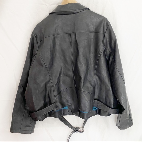 ModCloth Plus Size Vegan Leather Moto Jacket 4X - Picture 5 of 9